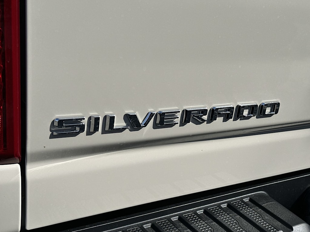 Thumbnail: 2026 Chevrolet Silverado 2500 - 5