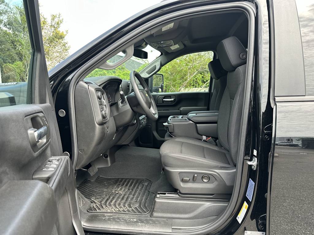 Thumbnail: 2026 Chevrolet Silverado 2500 - 10