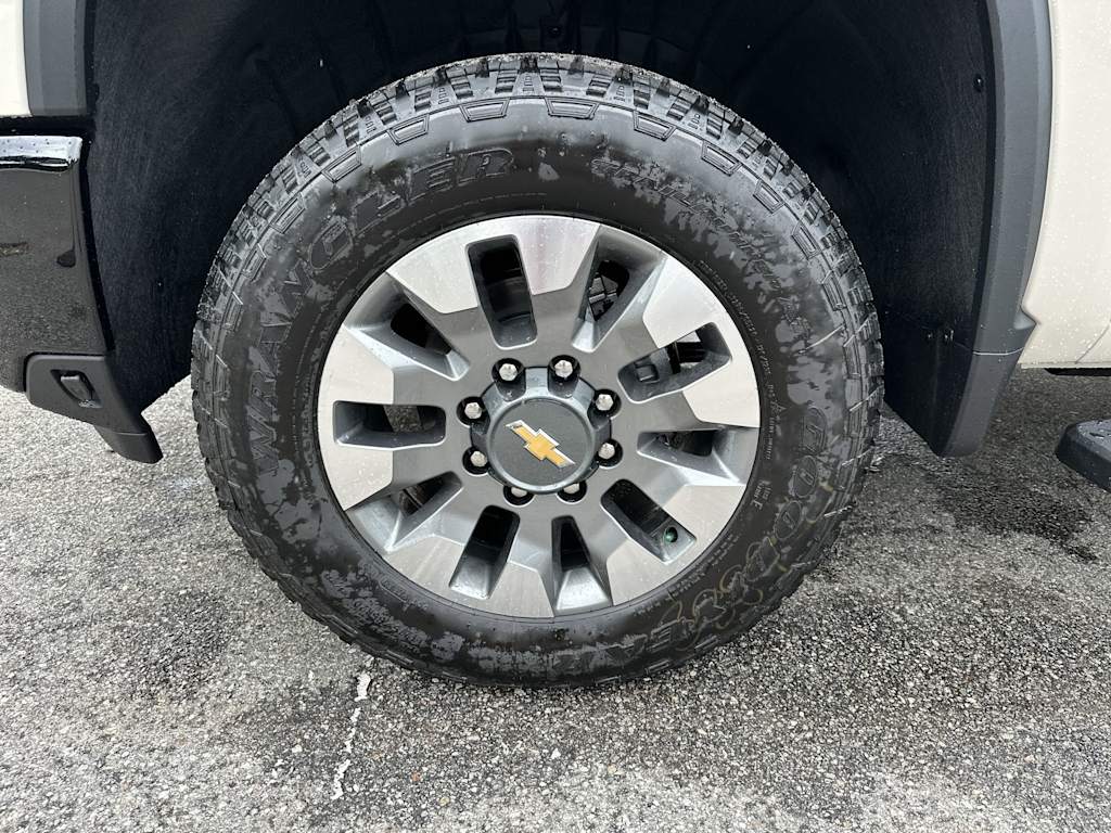 Thumbnail: 2026 Chevrolet Silverado 2500 - 8