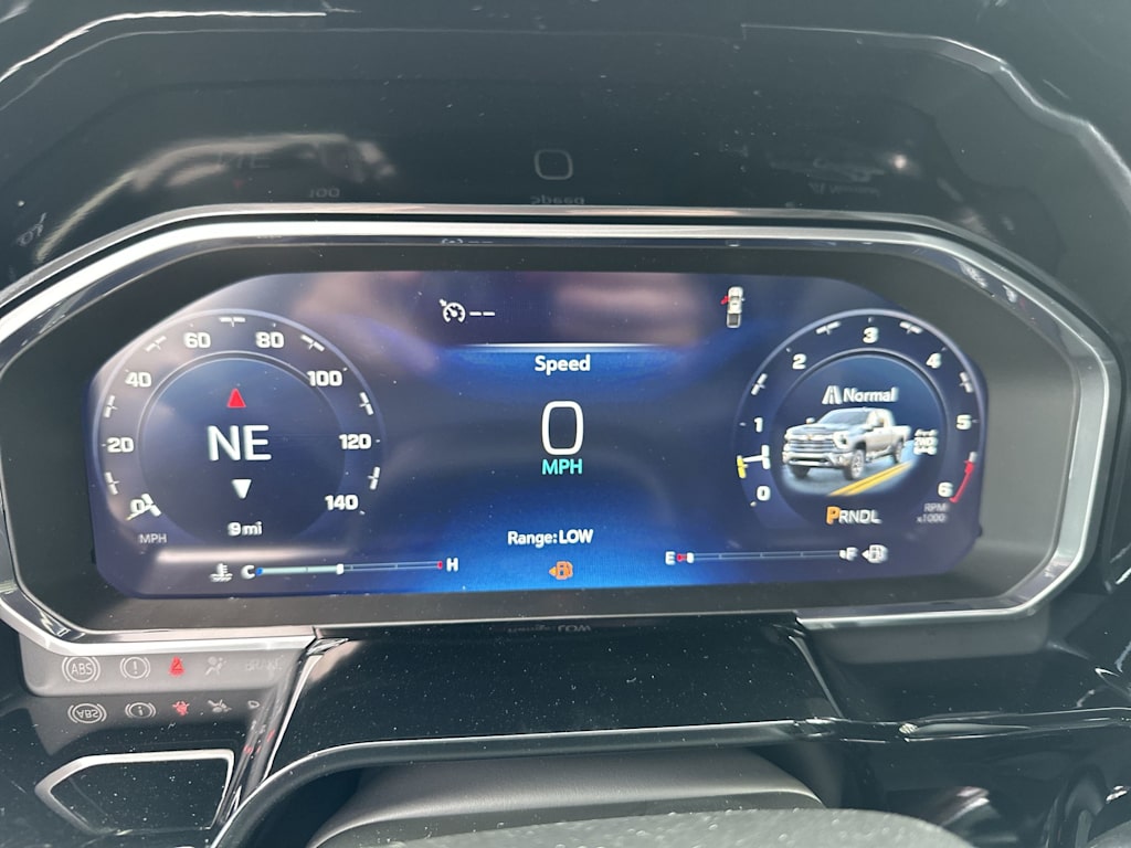 Thumbnail: 2026 Chevrolet Silverado 2500 - 14