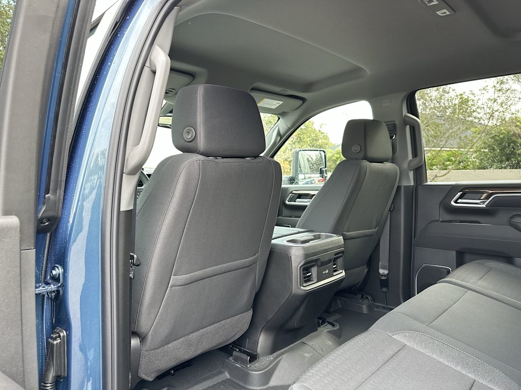 Thumbnail: 2026 Chevrolet Silverado 2500 - 12