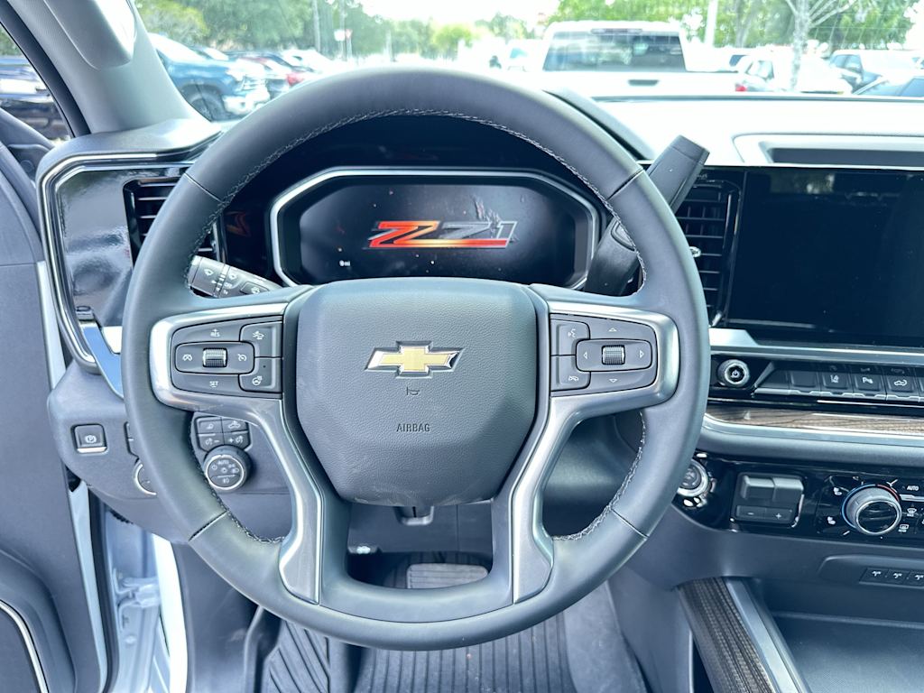 Thumbnail: 2026 Chevrolet Silverado 2500 - 10