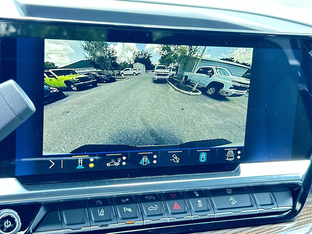 Thumbnail: 2026 Chevrolet Silverado 2500 - 14
