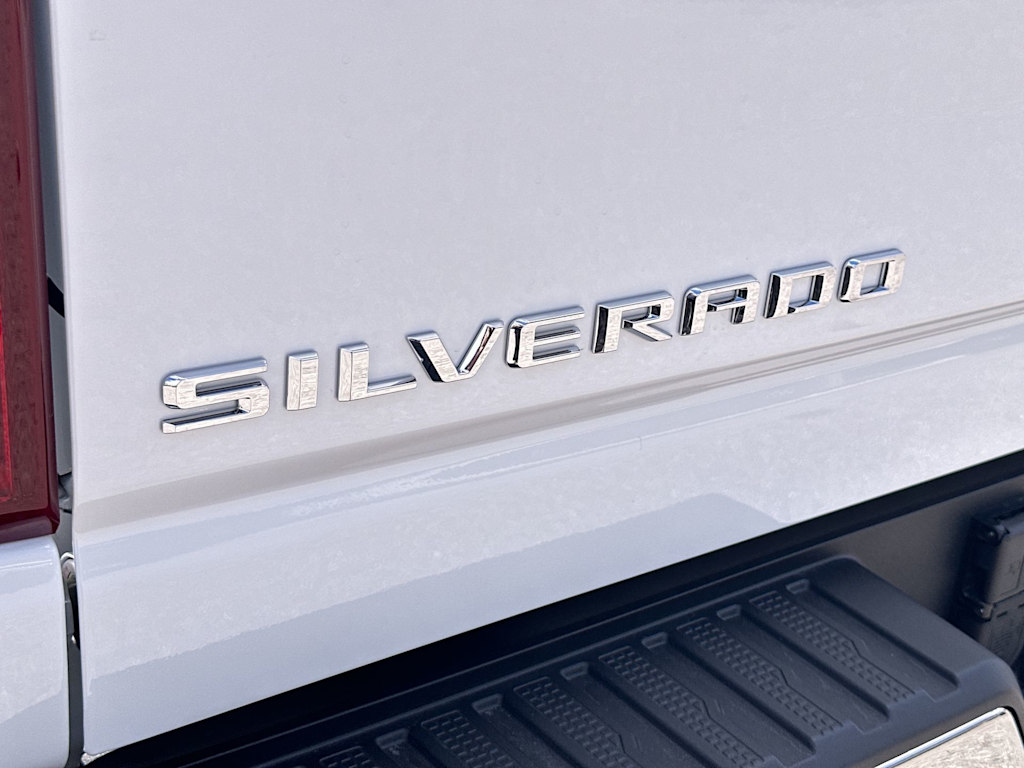 Thumbnail: 2026 Chevrolet Silverado 2500 - 22