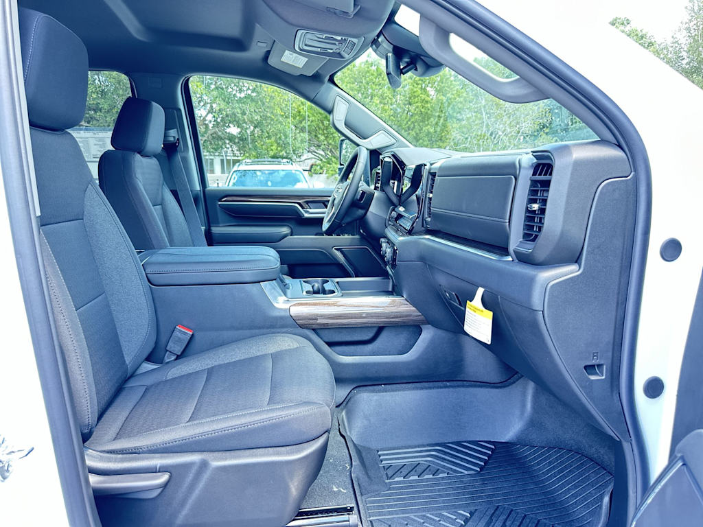 Thumbnail: 2026 Chevrolet Silverado 2500 - 25