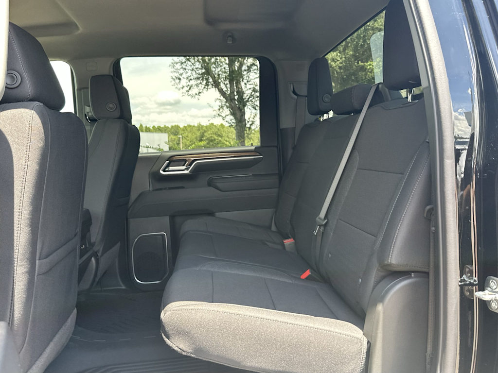 Thumbnail: 2025 Chevrolet Silverado 2500 - 13