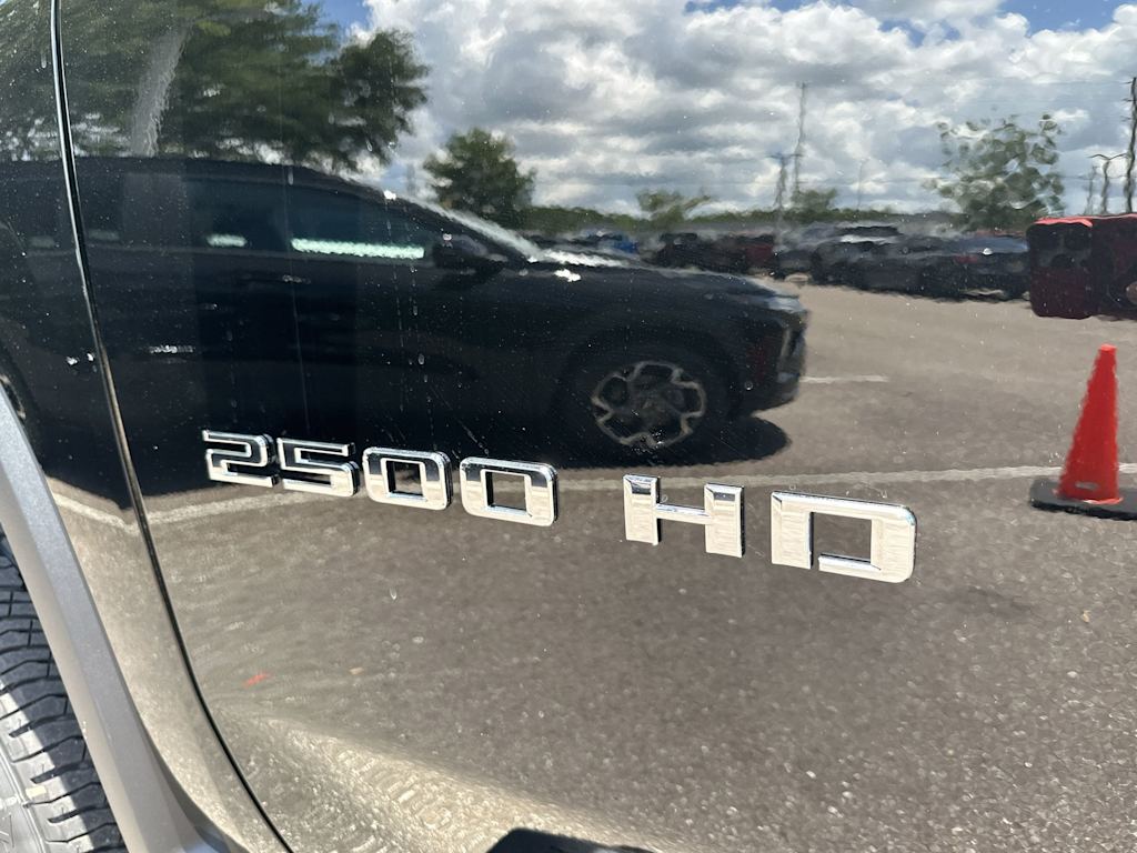 Thumbnail: 2025 Chevrolet Silverado 2500 - 28