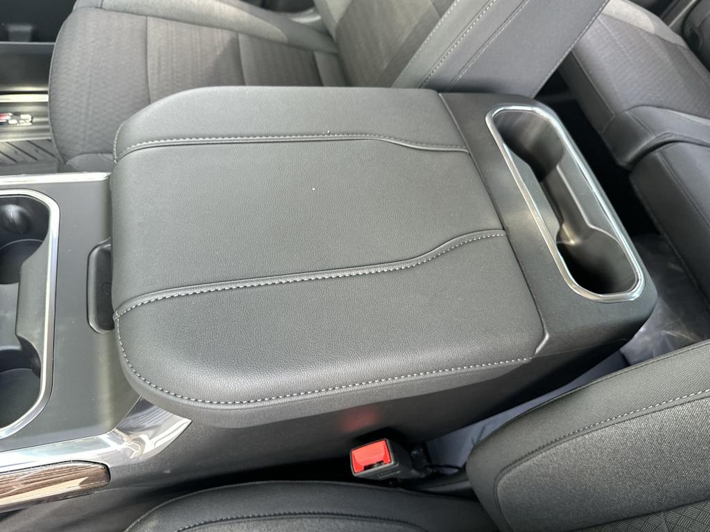 Thumbnail: 2025 Chevrolet Silverado 2500 - 14