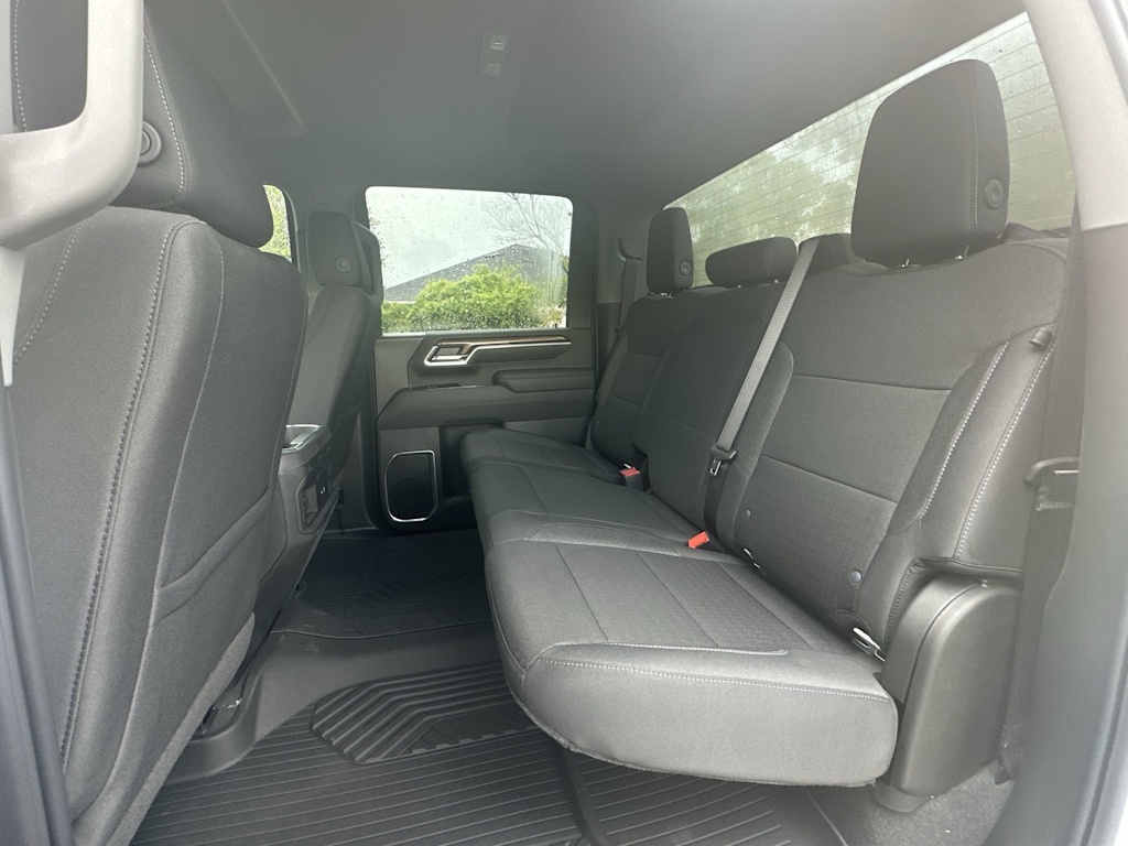 Thumbnail: 2025 Chevrolet Silverado 2500 - 24