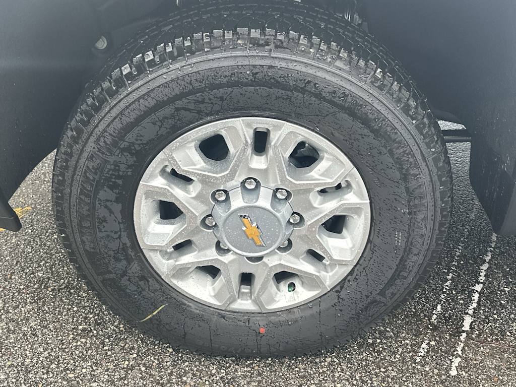 Thumbnail: 2025 Chevrolet Silverado 2500 - 8