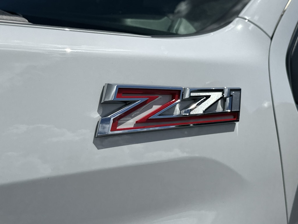 Thumbnail: 2025 Chevrolet Silverado 2500 - 23