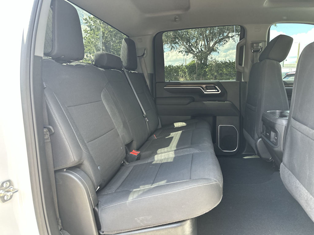 Thumbnail: 2025 Chevrolet Silverado 2500 - 24