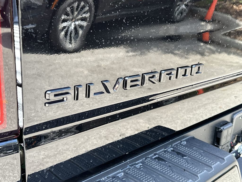 Thumbnail: 2026 Chevrolet Silverado 2500 - 22