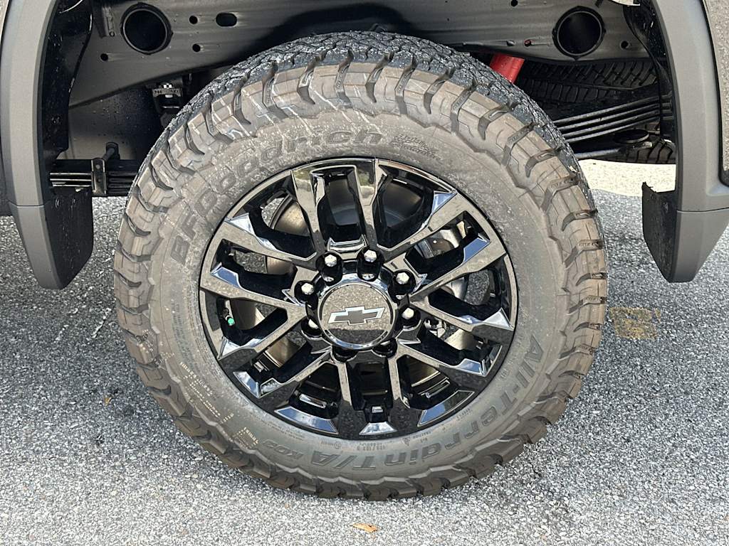 Thumbnail: 2026 Chevrolet Silverado 2500 - 8