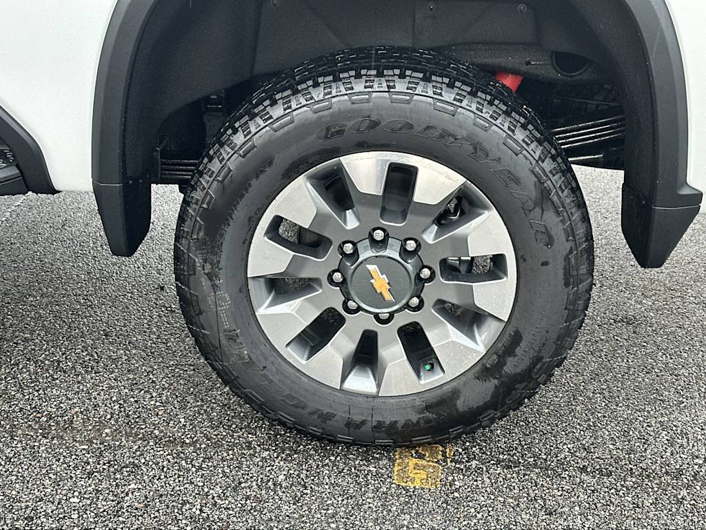 Thumbnail: 2026 Chevrolet Silverado 2500 - 8