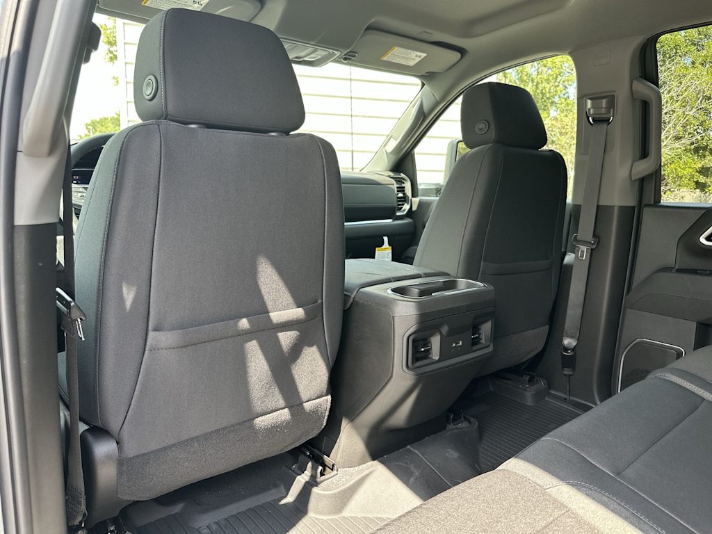 Thumbnail: 2025 Chevrolet Silverado 2500 - 13