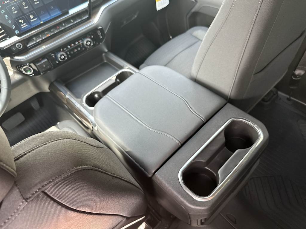 Thumbnail: 2025 Chevrolet Silverado 2500 - 14