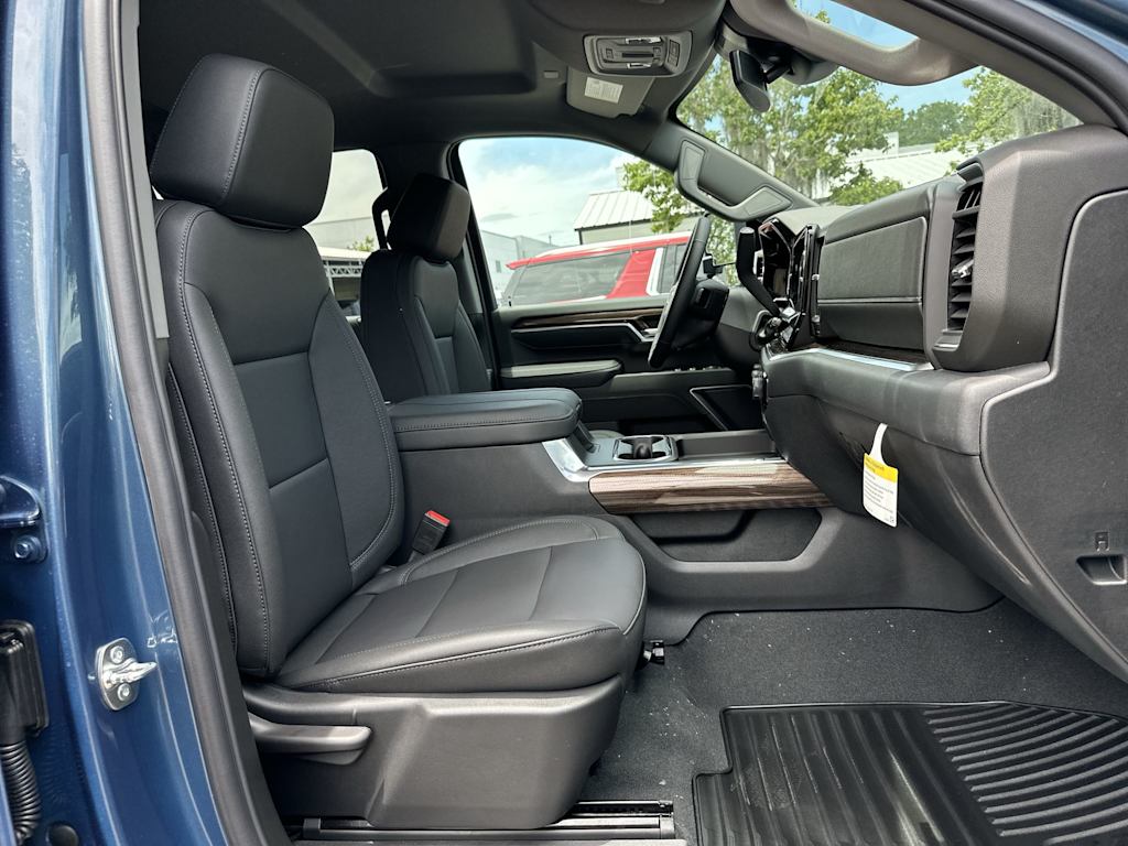 Thumbnail: 2026 Chevrolet Silverado 2500 - 24
