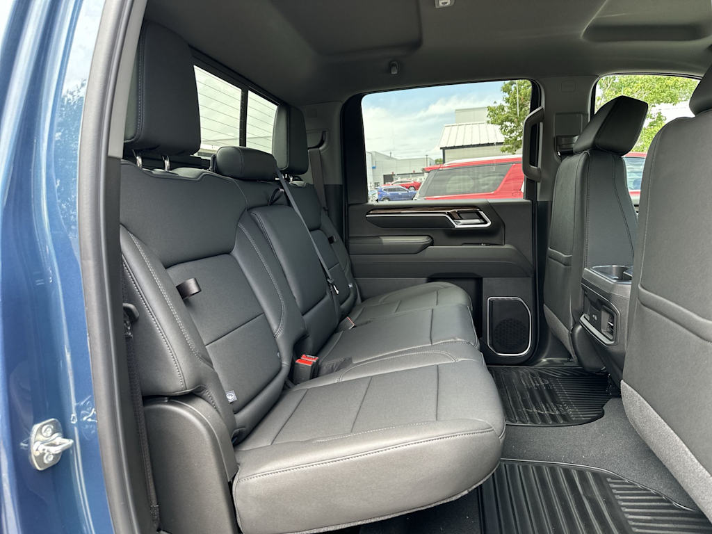 Thumbnail: 2026 Chevrolet Silverado 2500 - 23
