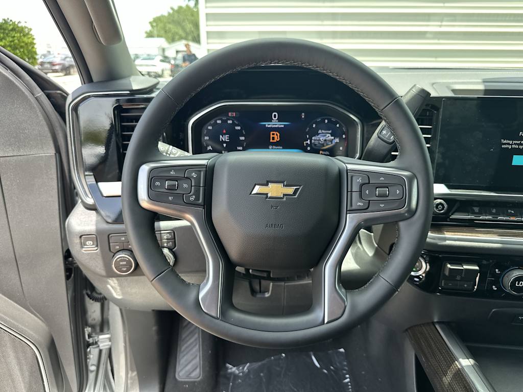 Thumbnail: 2026 Chevrolet Silverado 2500 - 10