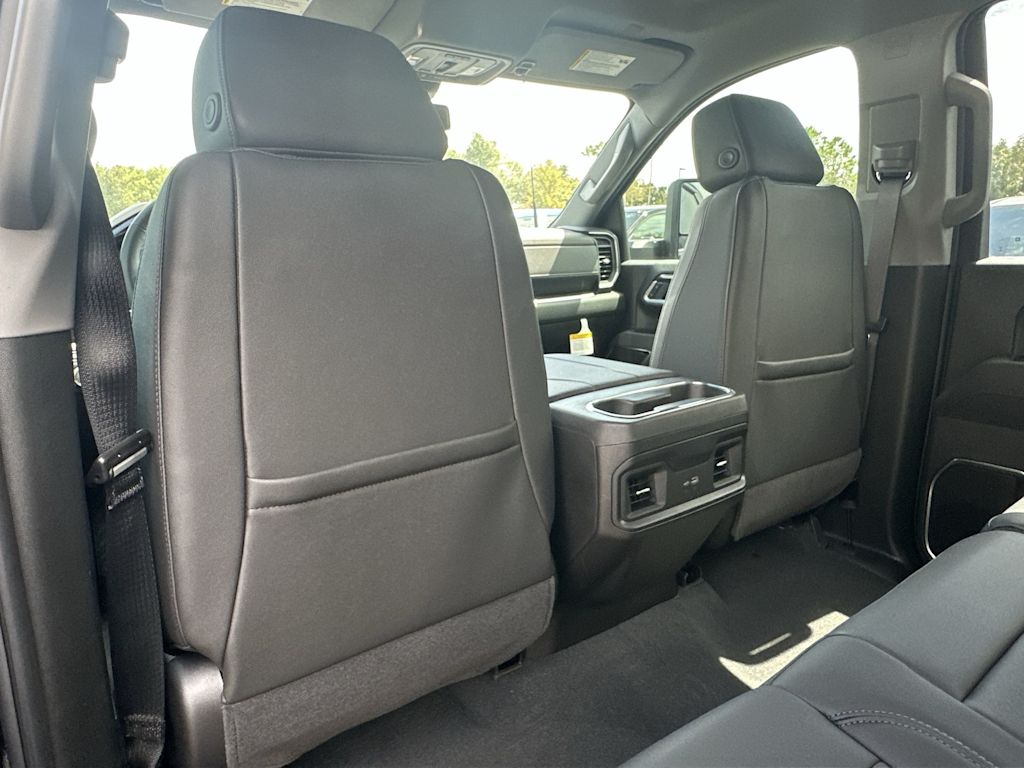 Thumbnail: 2025 Chevrolet Silverado 2500 - 12