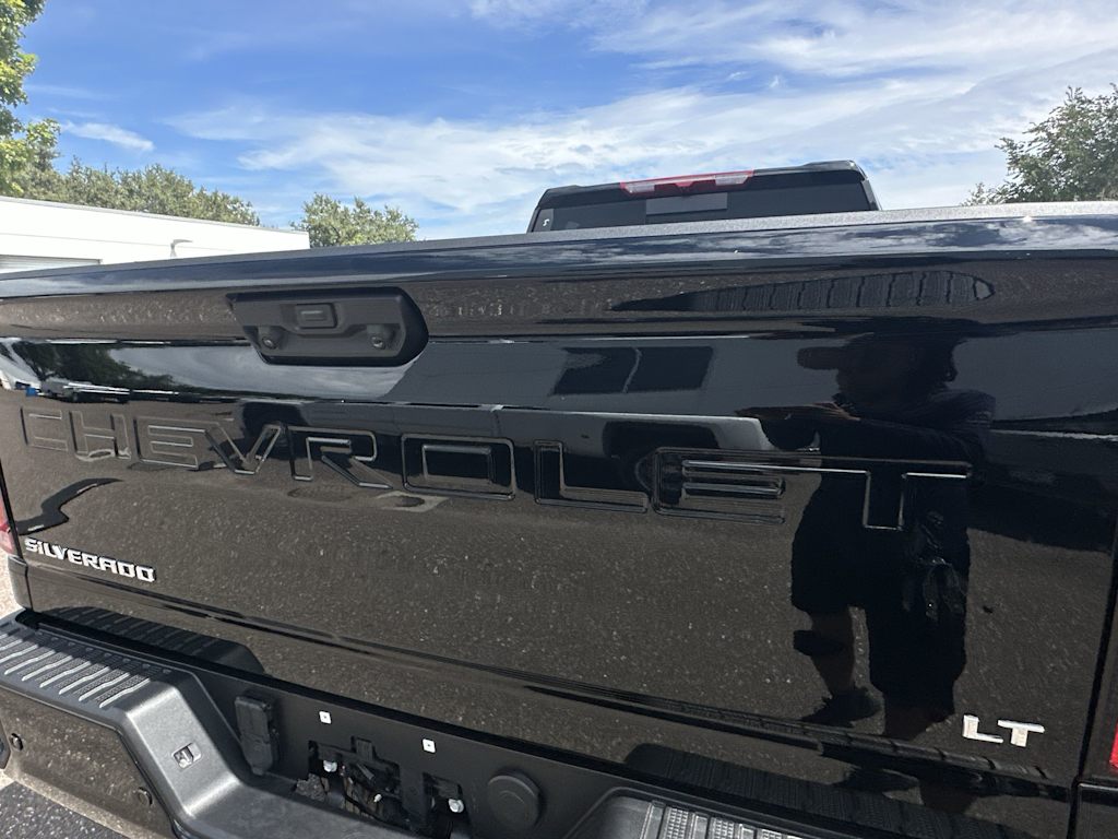 Thumbnail: 2025 Chevrolet Silverado 2500 - 7