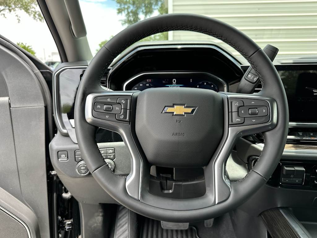 Thumbnail: 2026 Chevrolet Silverado 2500 - 10