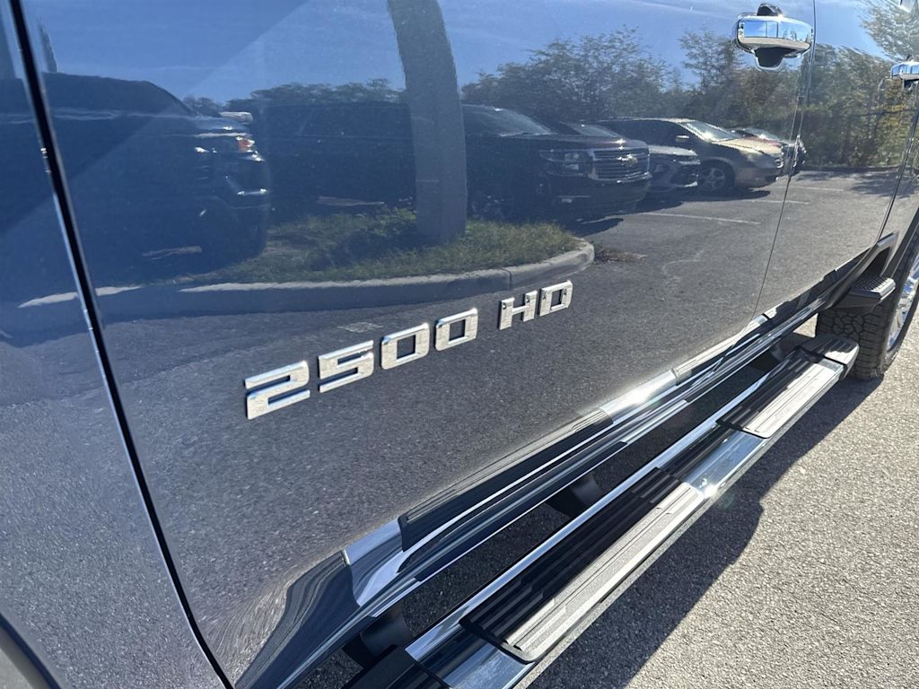 2025 Chevrolet Silverado 2500 LTZ 24