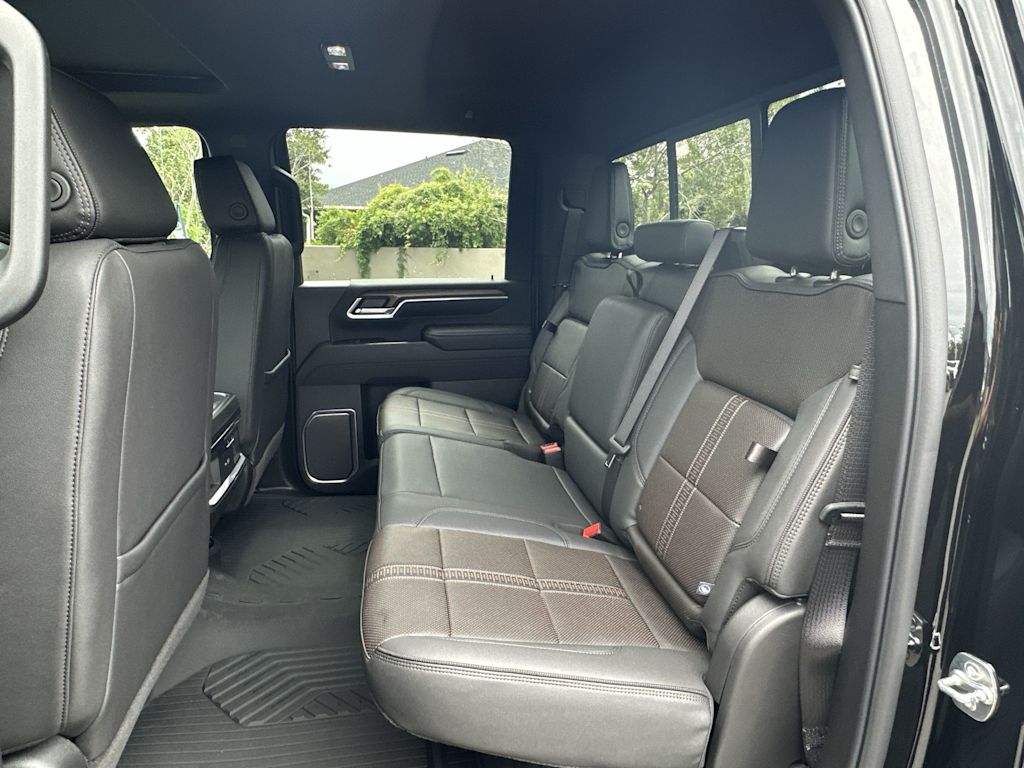 Thumbnail: 2025 Chevrolet Silverado 2500 - 24