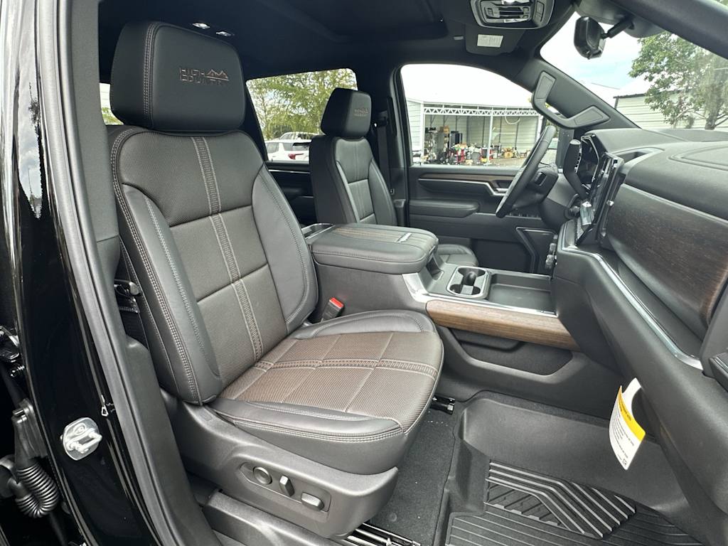 Thumbnail: 2025 Chevrolet Silverado 2500 - 26