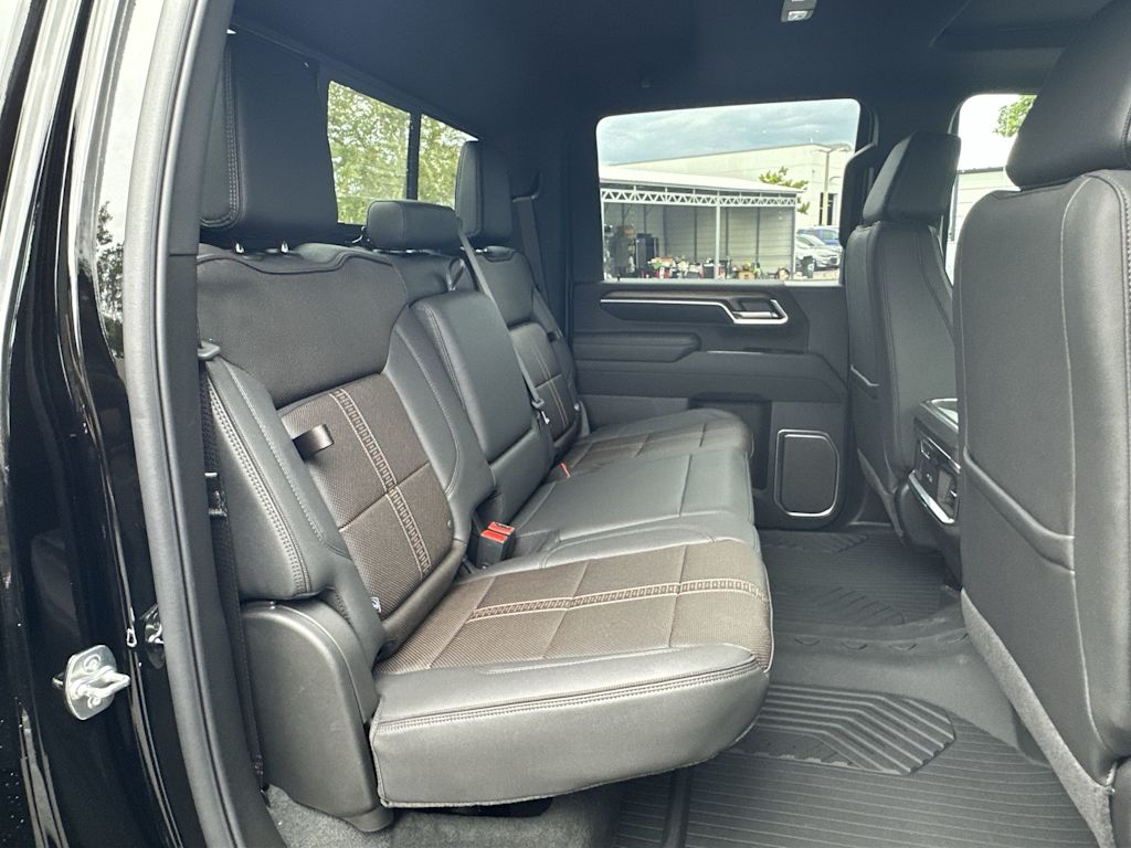 Thumbnail: 2025 Chevrolet Silverado 2500 - 25