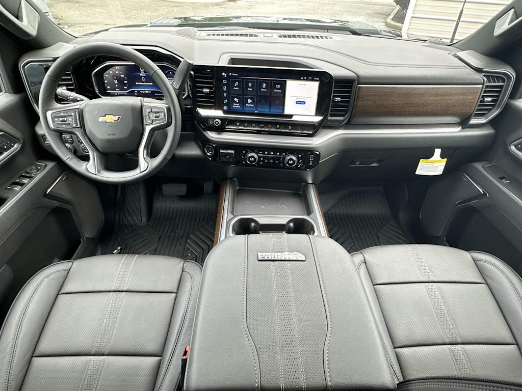 Thumbnail: 2025 Chevrolet Silverado 2500 - 2