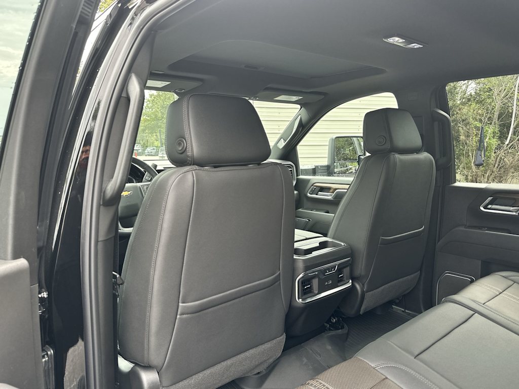 Thumbnail: 2025 Chevrolet Silverado 2500 - 13