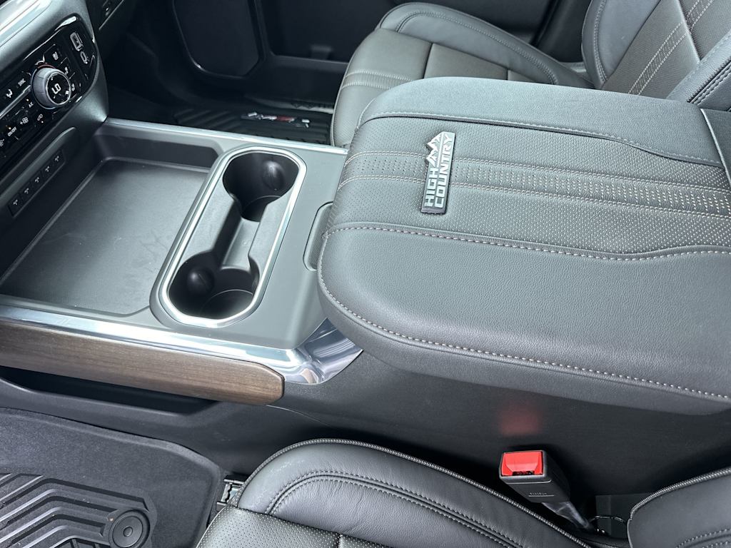 Thumbnail: 2026 Chevrolet Silverado 2500 - 15