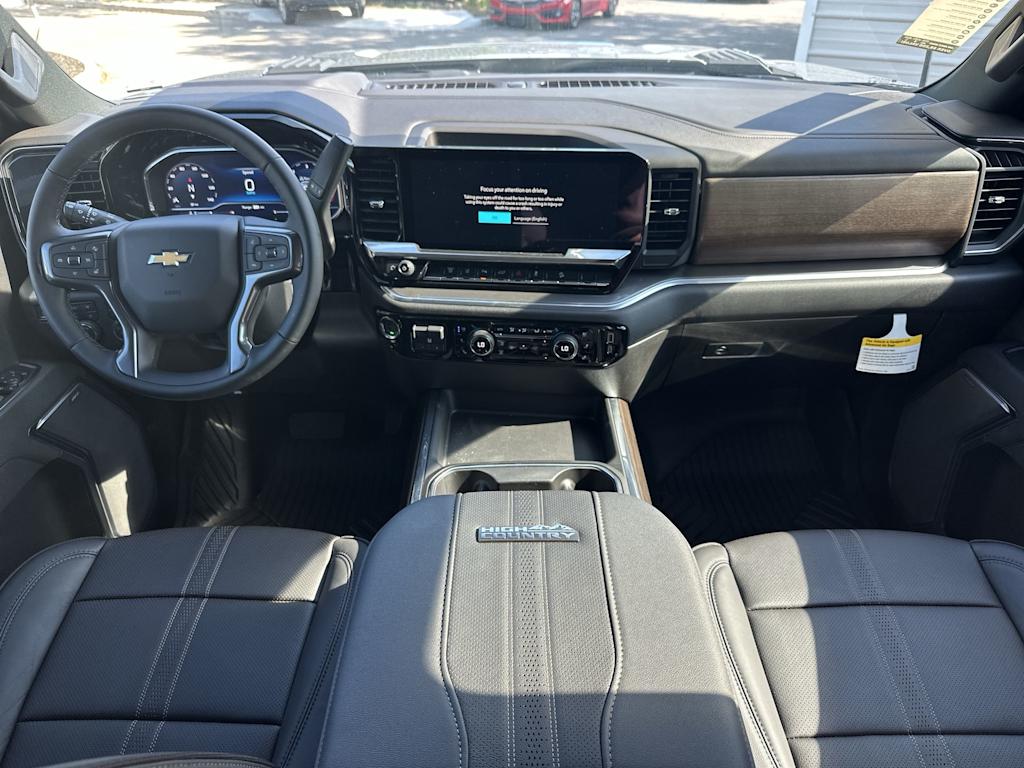 Thumbnail: 2025 Chevrolet Silverado 2500 - 2