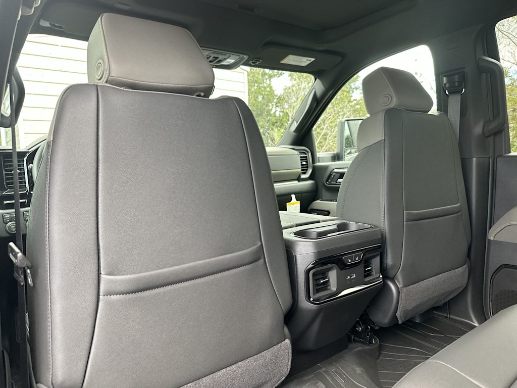 Thumbnail: 2026 Chevrolet Silverado 2500 - 17