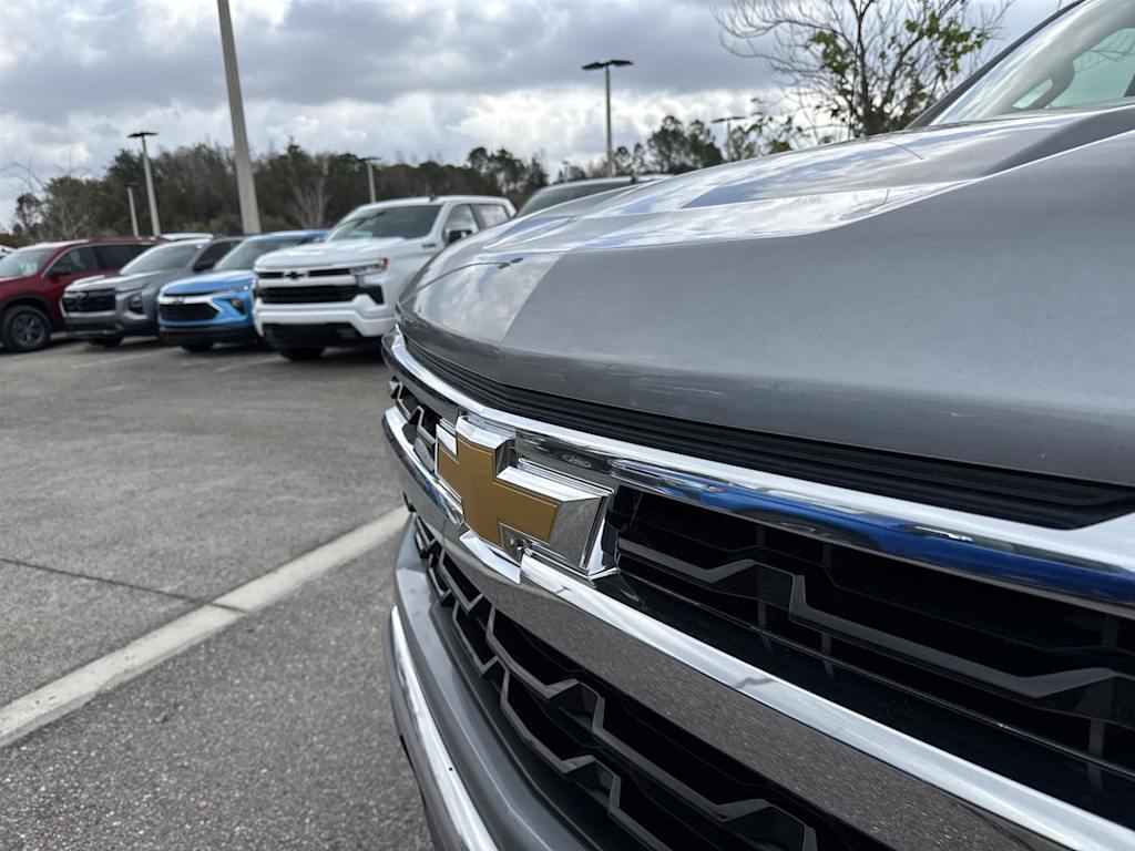 2025 Chevrolet Silverado 1500 LT 7