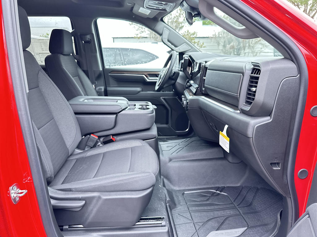 Thumbnail: 2026 Chevrolet Silverado 1500 - 24