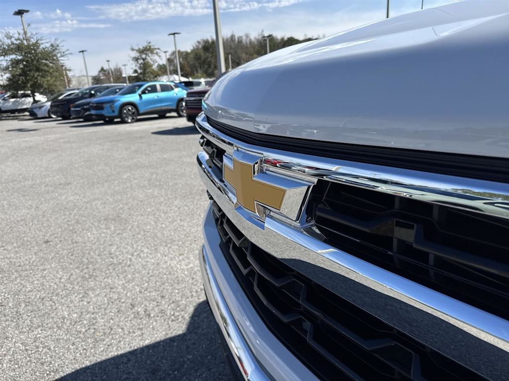 2025 Chevrolet Silverado 1500 LT 7