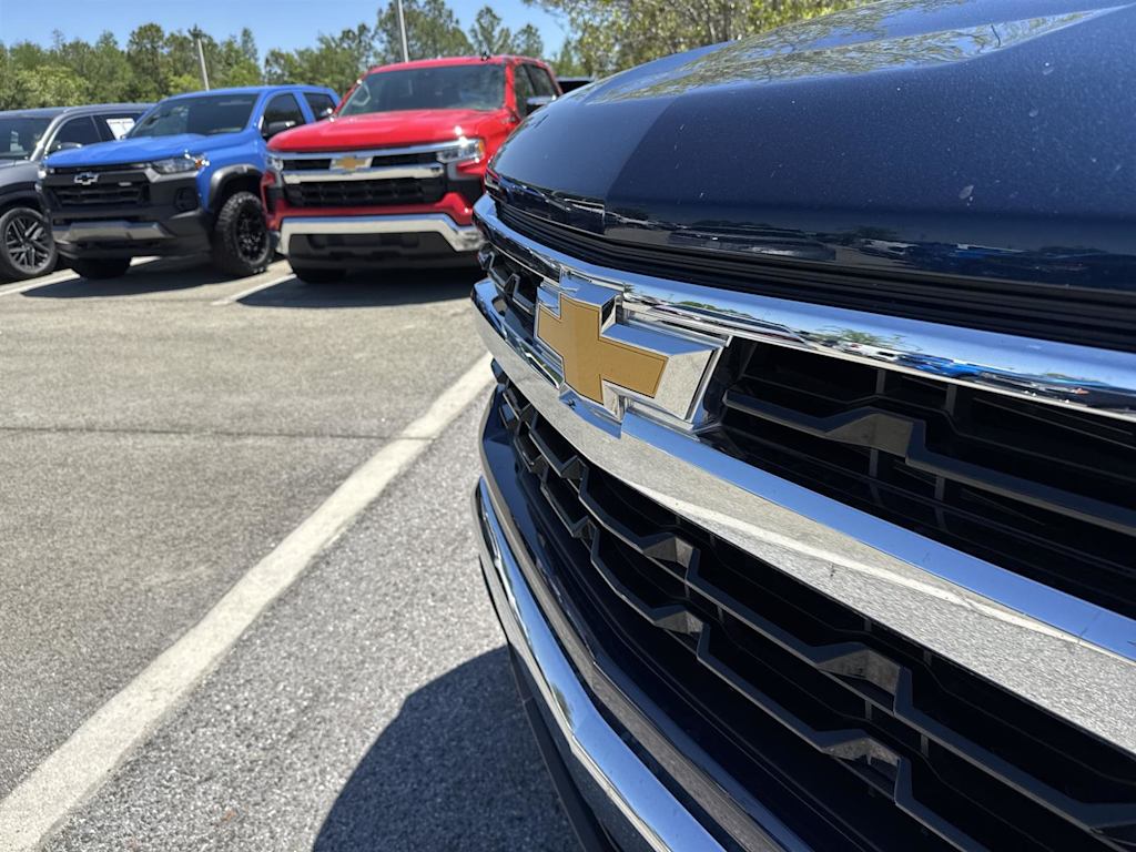 2023 Chevrolet Silverado 1500 LT 7