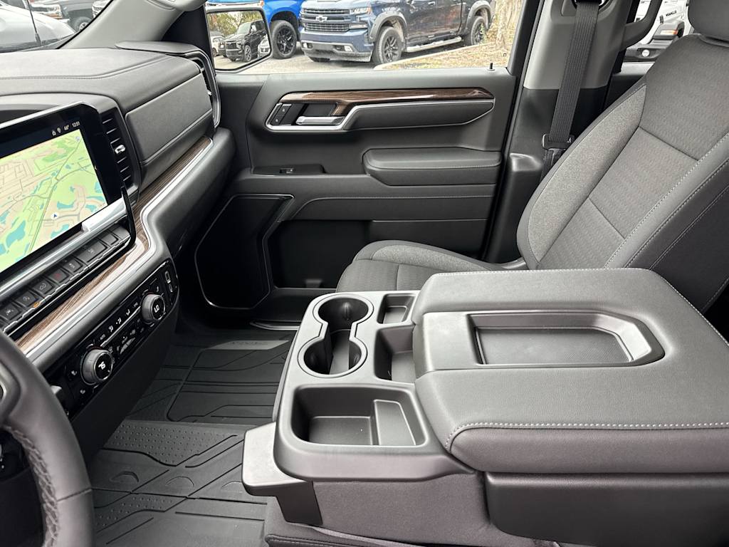 Thumbnail: 2025 Chevrolet Silverado 1500 - 22