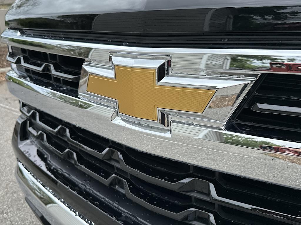 Thumbnail: 2026 Chevrolet Silverado 1500 - 7