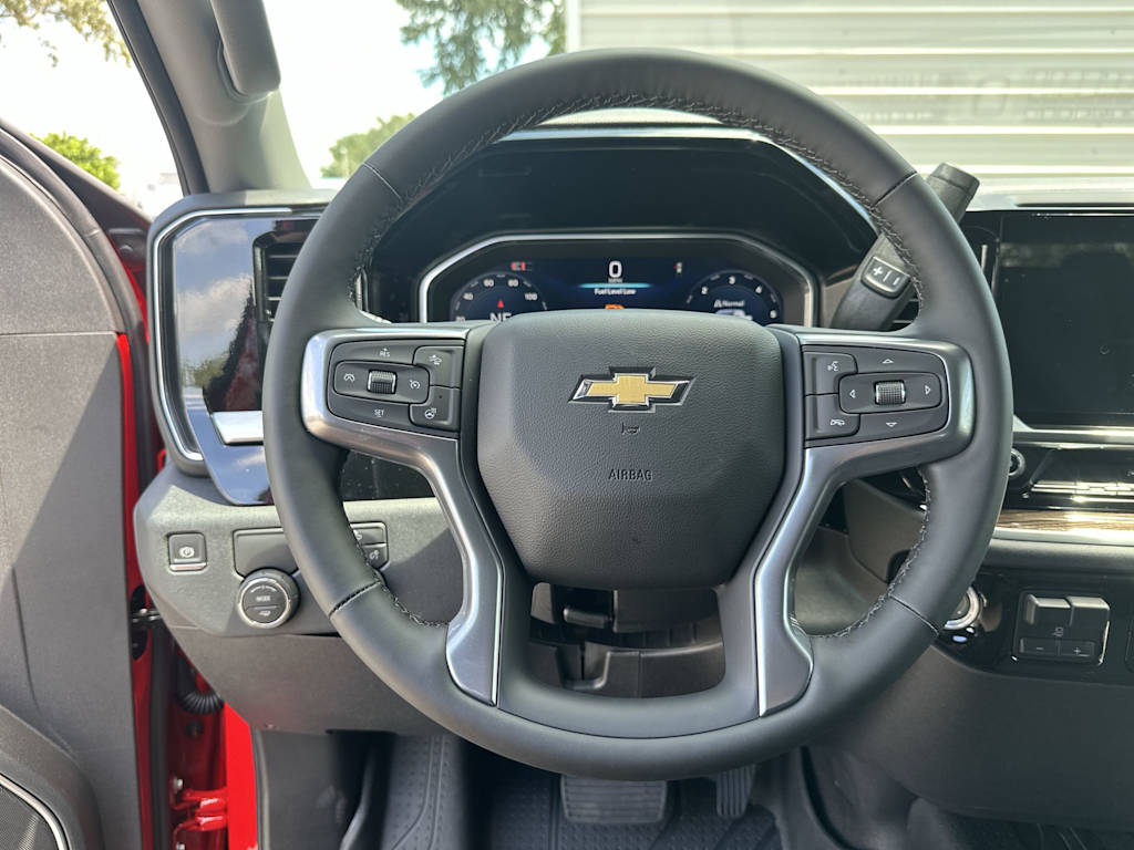 Thumbnail: 2026 Chevrolet Silverado 1500 - 9