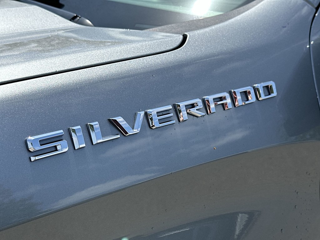 Thumbnail: 2026 Chevrolet Silverado 1500 - 23