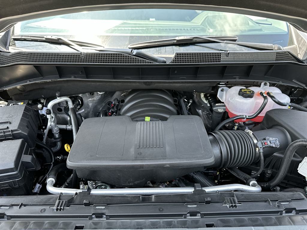 Thumbnail: 2026 Chevrolet Silverado 1500 - 9