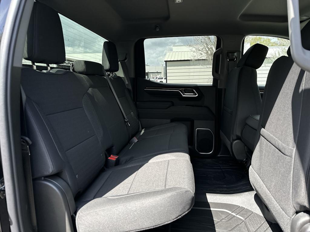 Thumbnail: 2026 Chevrolet Silverado 1500 - 25