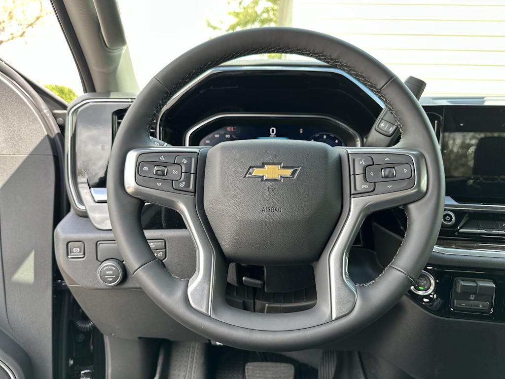 Thumbnail: 2026 Chevrolet Silverado 1500 - 10