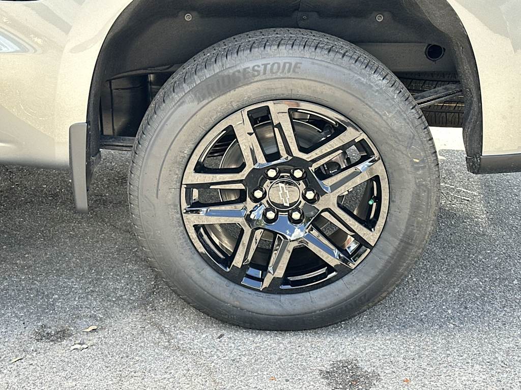 Thumbnail: 2026 Chevrolet Silverado 1500 - 8