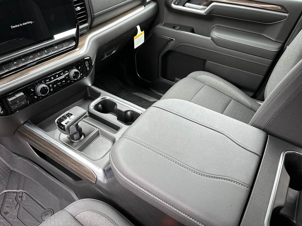 Thumbnail: 2026 Chevrolet Silverado 1500 - 27