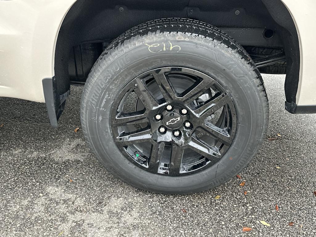 Thumbnail: 2026 Chevrolet Silverado 1500 - 7